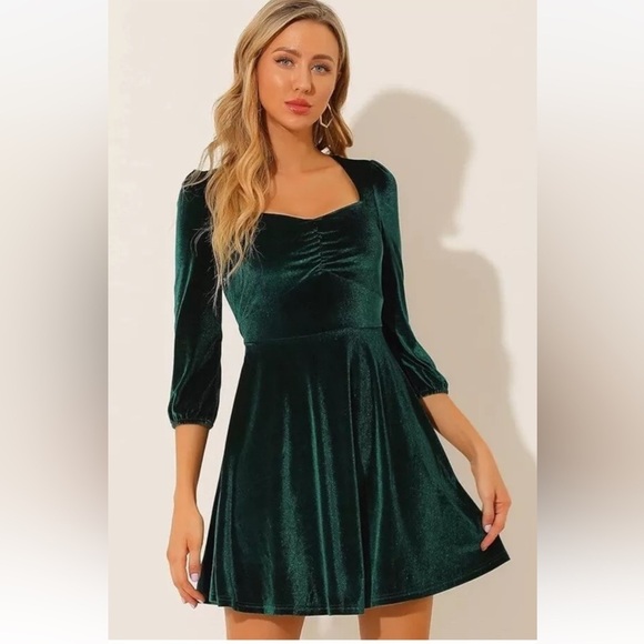 Allegra K Green Square‎ Neck Velvet Mini Dress Womens Size Medium (1159) - Picture 1 of 7